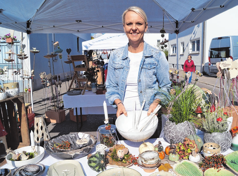 Schönes und Nützliches entdecken: Beim Blausteiner Herbst, mit Kunsthandwerkermarkt, Gewerbeschau und verkaufsoffenem Sonntag.