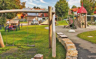 Auch ein zweiter Spielplatz war in den Baumaßnahmen inbegriffen