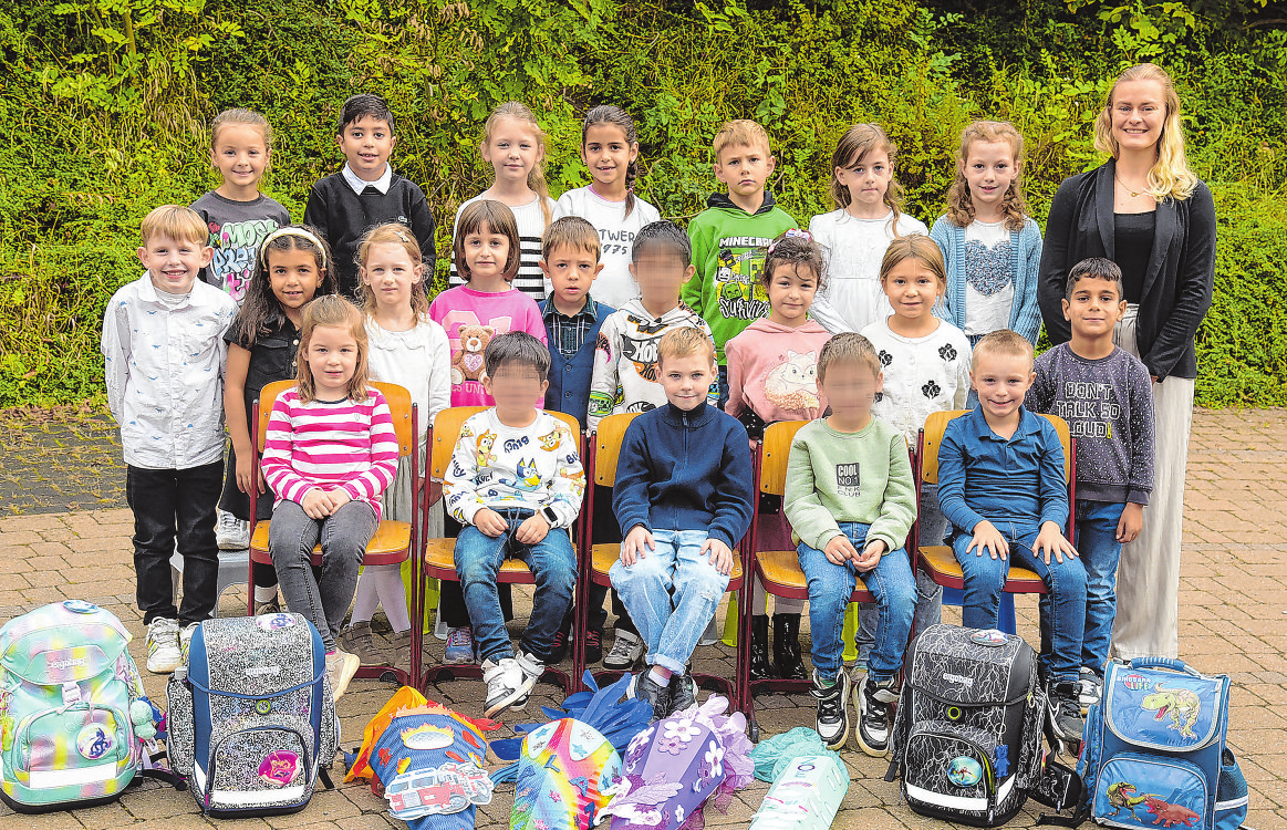 Parkschule Gaildorf, Klasse 1b, Klassenlehrerin: Annika Raeder Foto: nohau Fotostudio