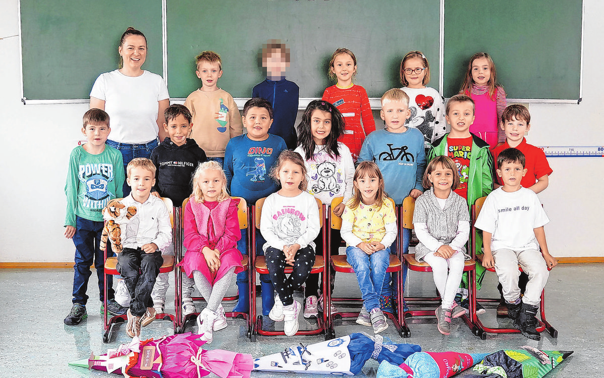 Heinrich-Prescher-Schule Gschwend, Klasse 1b, Klassenlehrerin: Rahel Früh Foto: Top Fotografie Rau