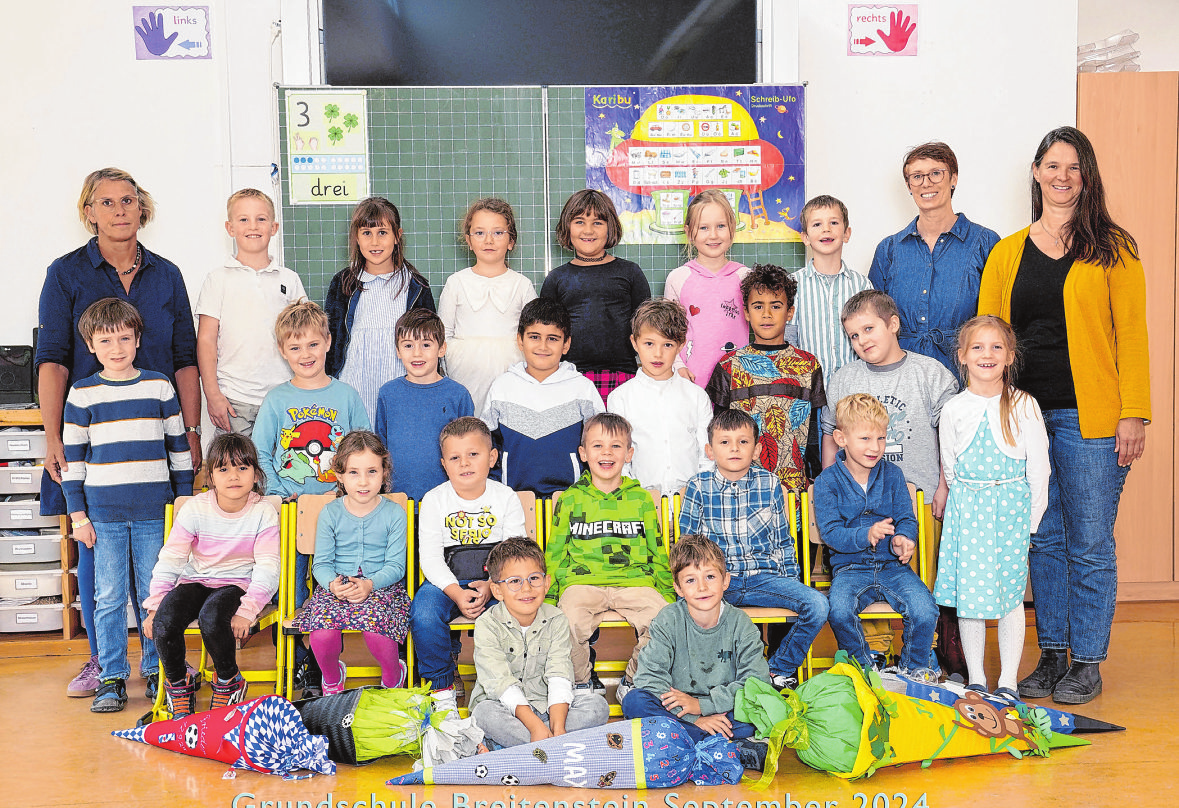 Grundschule Breitenstein Klasse 1 mit Außenklasse Sonnenhof - Klassenlehrerin: Bettina Schultes (rechts), Klassenlehrerin Sonnenhofschule: Sonja Buchzik (links), Lehrerin Sonnenhofschule: Iris Carle-Engel Foto: Top-Fotografie Rau