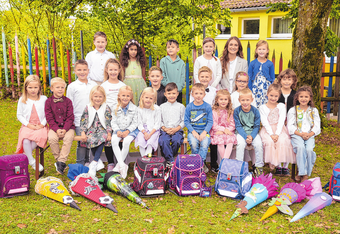 Hermann-Merz-Schule Ilshofen, Klasse la  - Klassenlehrerin: Antonia Küspert Foto: nohau Fotostudio