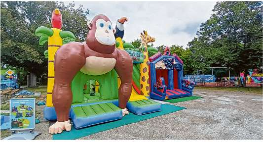 Das Kindertobeland mit vielen Hüpfburgen sorgt am Jubiläumswochenende für Spiel und Spaß bei den Kleinen. Foto: Hüpfburgverleih Kresse