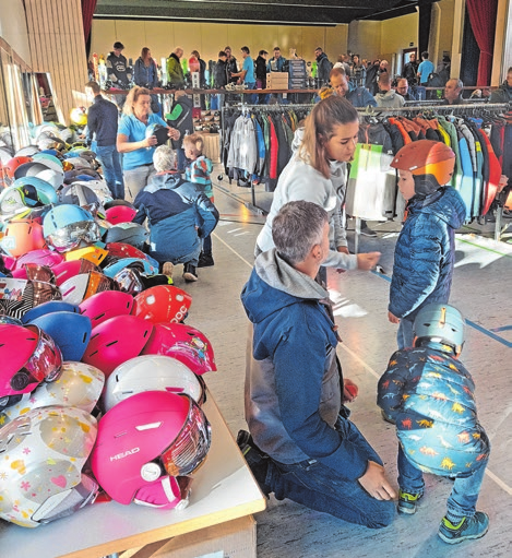 Wintersport-Equipment für Groß und Klein bietet der Skiflohmarkt in Rottenacker.