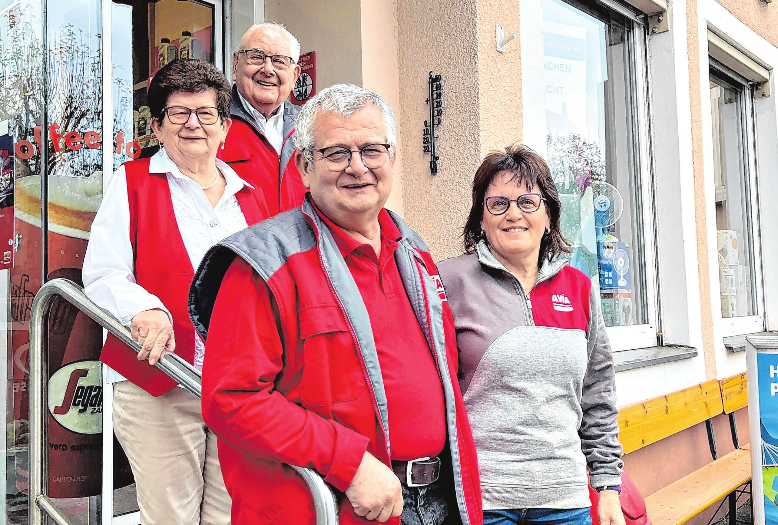 Die zweite und dritte Generation. Mathilde und Hans Pfisterer führten das Geschäft von 1971 bis 2006. Dann übernahmen Hans Pfisterer jun. und seine Frau Claudia (von links).