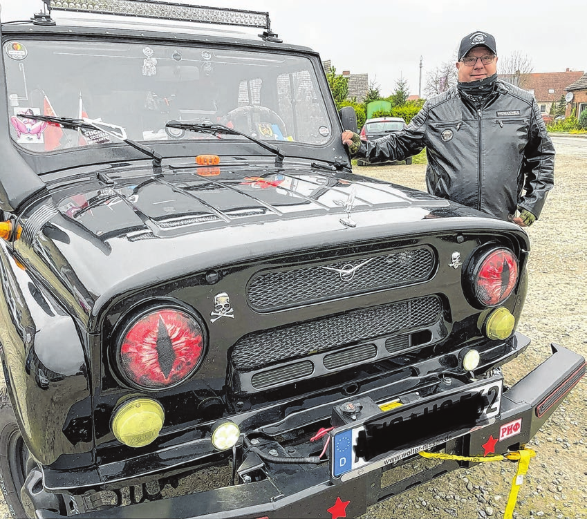 Liebhaberstück: Auf Hochglanz poliert steht der UAZ nicht nur für besondere Anlässe zur Verfügung, er soll Henrik  Schwan auch im nächsten Jahr nach Moskau zum Treffen mit Fans der russischen Automarke bringen.