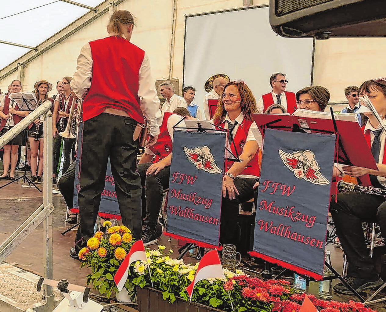 Der Musikzug der Feuerwehr Wallhausen sorgt sonntags für musikalische Umrahmung im Festzelt. Foto: Archiv