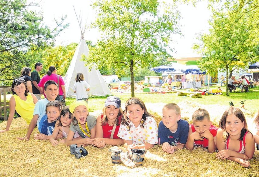 In Holzmann's Garten kommen kleine und große Besucher auf ihre Kosten. Am Samstagabend bei der Countrynacht, am Sonntag beim Familientag. 