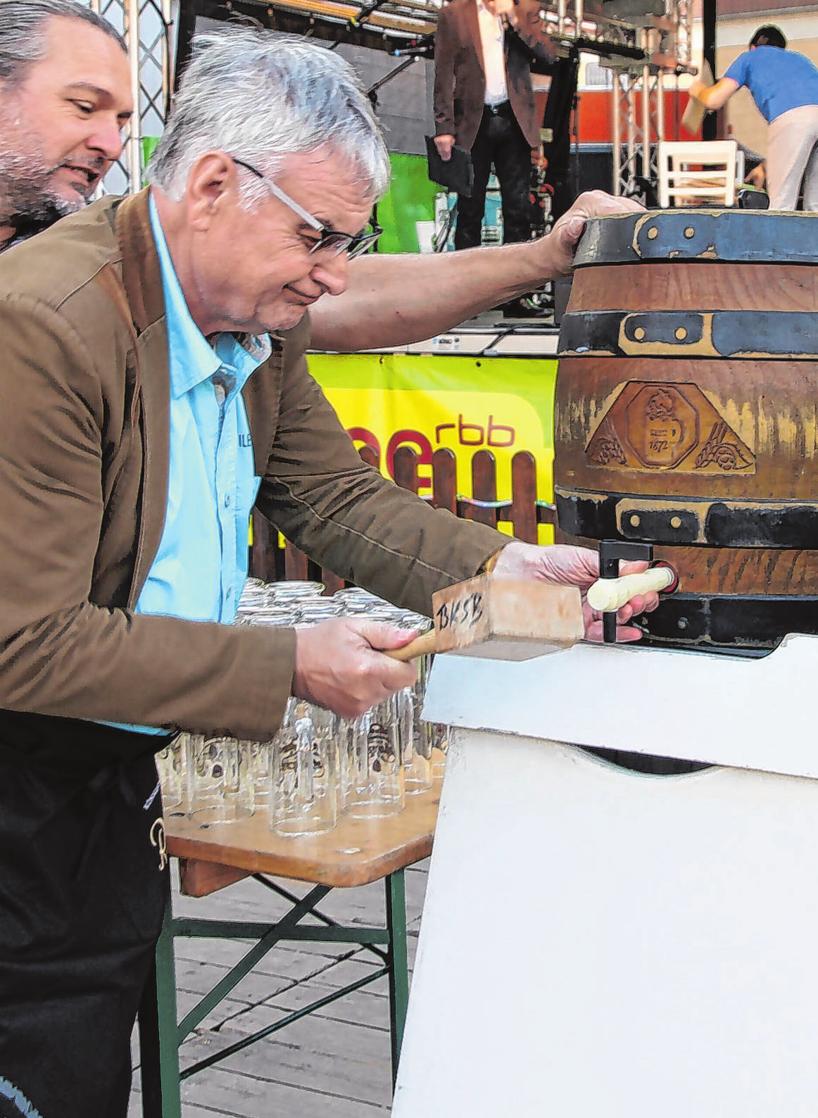 Traditionell wird Seelows Bürgermeister Jörg Schröder zu Beginn des Stadtfestes das Bierfass anstechen. CORNELIA LINK-ADAM