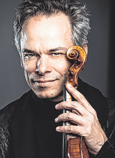 Violinist Benjamin Schmid verzaubert die Besucher. Foto: Lienbacher