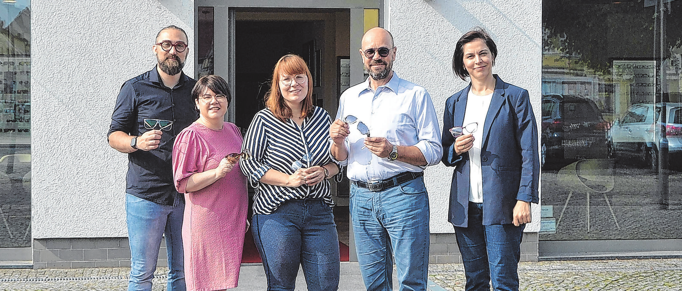 Stammhaus in der Gubener Straße in Eisenhüttenstadt: Geschäftsführer Peter HauboldKretschmer, Luise Haubold, Lisa Möbus, Filialleiter Lutz Thiele und Marika Markulla (v.l)