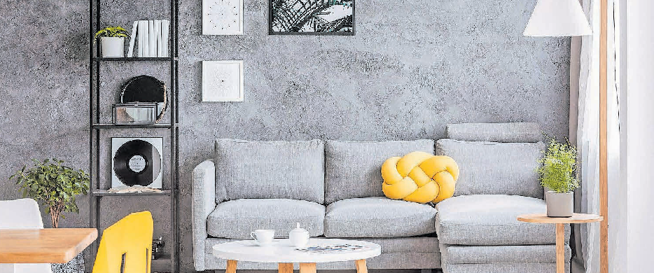 Wer aus der Wand mehr als eine weiße Fläche machen möchte, hat mit Putzen alle Möglichkeiten, die eigene Wohnumgebung nach Lust und Laune zu gestalten. Raue Oberflächen sind genauso möglich wie glatte, auch kunstvoll in venezianischer Spachteltechnik ausgeführt. FOTO: ©BIALASIEWICZ/123RF.COM/GEV