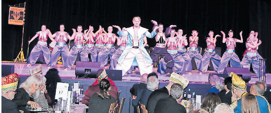 Beim Ball der Mariechen begeisterten die Horbacher mit ihrem farbenfrohen Auftritt. FOTO: KG HORBACHER FREUNDE/LENNERTZ/HERRMANNS