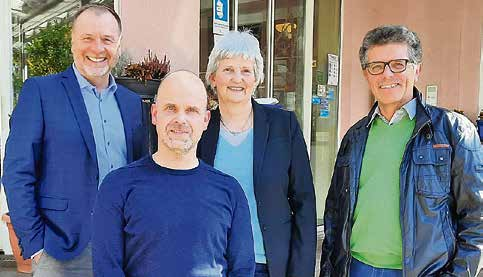 Foto: v.l.n.r.: Thomas Zuber, Stefan Schweidler, Karin Weikmann, Remigius Kirchmaier