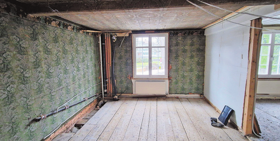 Einblick in die Räume vor und nach der Sanierung.