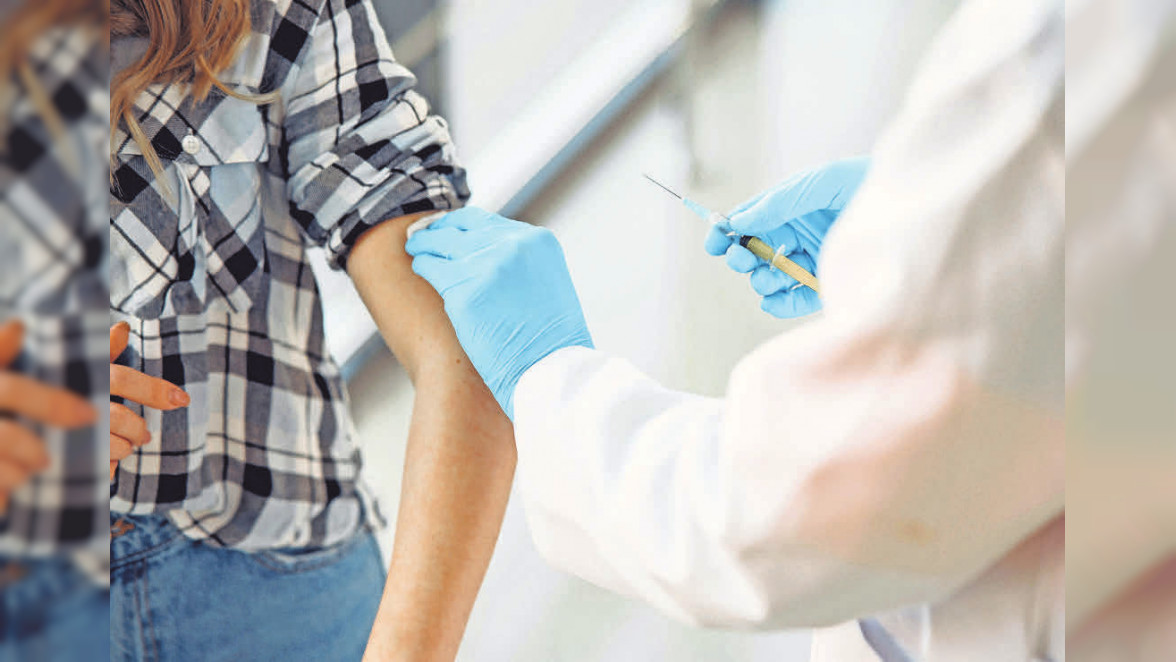 Einrichtungsbezogene Impfpflicht: Das müssen Mitarbeiter beachten