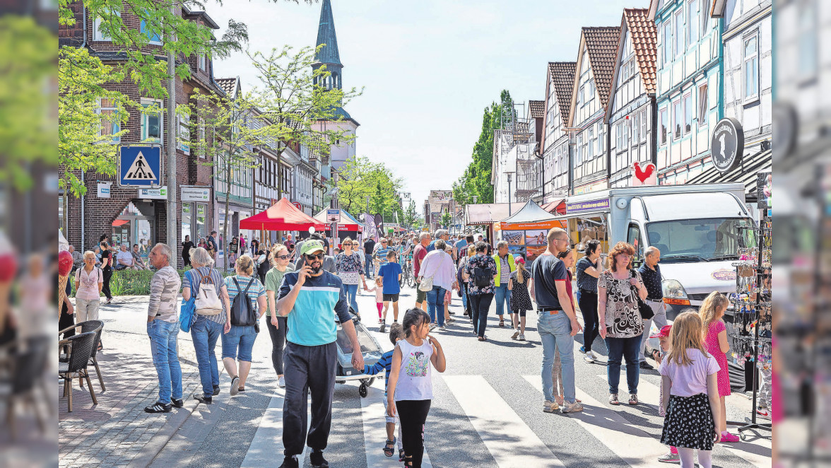 Verkaufsoffener Sonntag Burgdorf 2022: Freie Bahn für eine entspannte Einkaufstour in Burgdorfs City 
