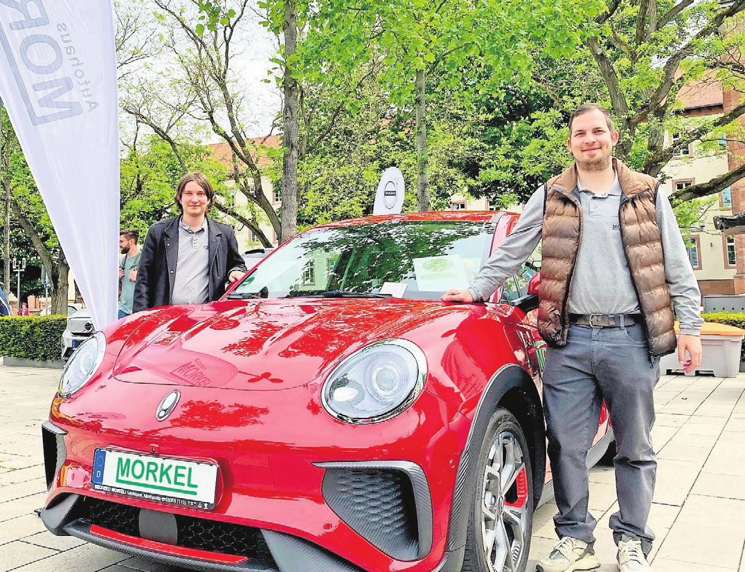 Der neue Ora, vorgestellt vom Autohaus Morkel, punktet nicht nur optisch, sondern auch mit bis zu 400 Kilometern Reichweite und belüfteten Massagesitzen.
