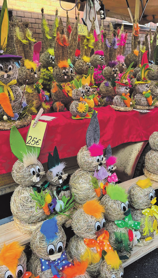 Passend zum Frühling sind auch Heuosterhausen aus Polen auf dem Barbarossamarkt vertreten.