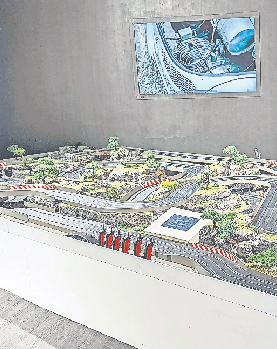 Zum Renn-Champion werden: Die XXL-Carrera-Rennbahn macht's möglich.