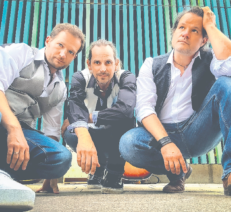 Ein unverwechselbarer Unplugged-Sound zeichnet die Band Touch Wood aus.