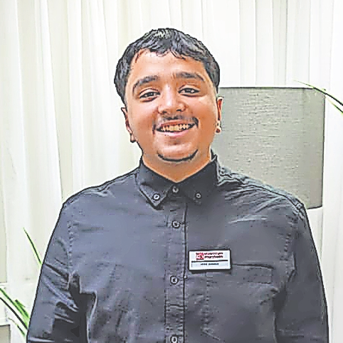 Rabeel Ahmad, Möbelzentrum Pforzheim FOTO: MÖBELZENTRUM PFORZHEIM
