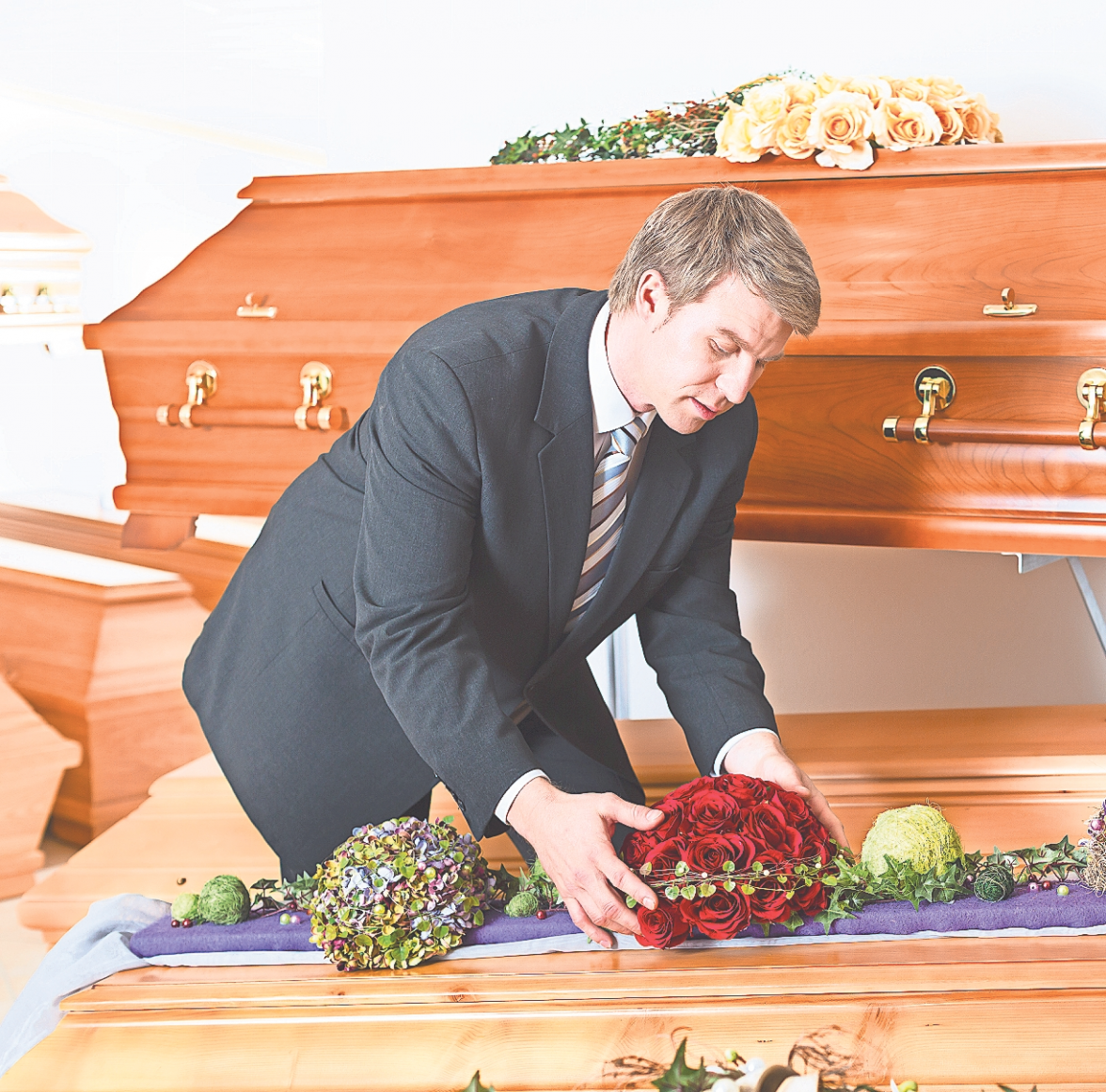 Die Wahl des Bestatters ist Sache der Angehörigen. FOTO: KZENON-STOCK.ADOBE.COM