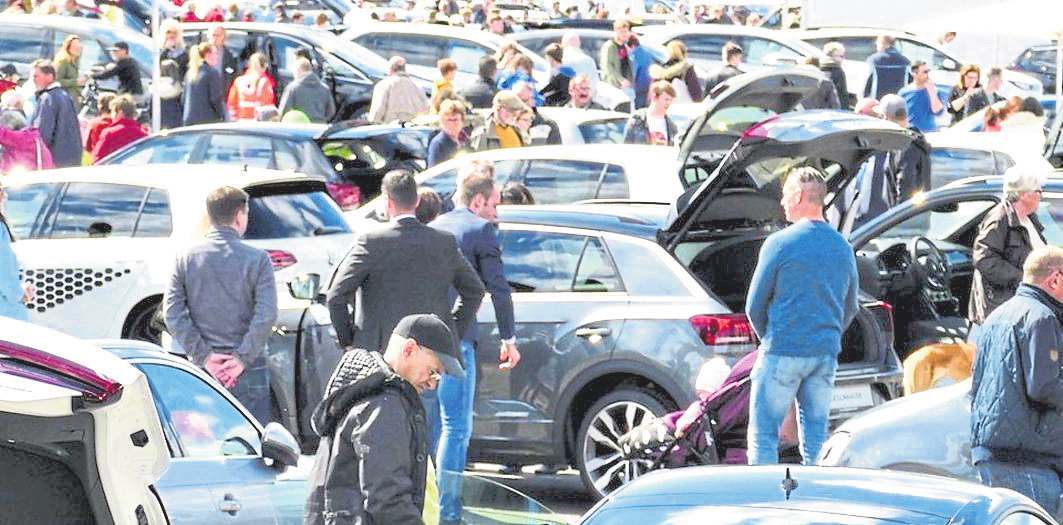 Es gibt kostenfreie Parkplätze, ein buntes Familienprogramm und für das leibliche Wohl wird ebenfalls gesorgt.
