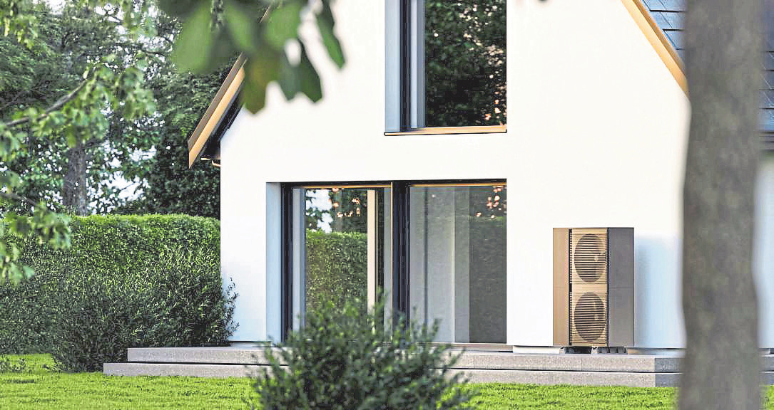 Wärmepumpen arbeiten dann besonders sparsam, wenn das Haus einen guten energetischen Standard aufweist. Foto: DJD/Sto