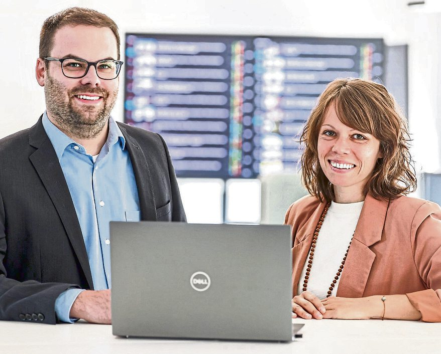 Maximilian Eckhardt und Nina Borowski leiten die Digitalredaktion der Rhein-Zeitung. Fotos: Jens Weber