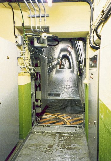 Ein Labyrinth aus Gängen durchzieht den Regierungsbunker Ahrweiler.