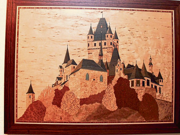 An seinem Werk vom Schloss Neuschwanstein hat Heinz Scholz fünfeinhalb Monate gearbeitet. 