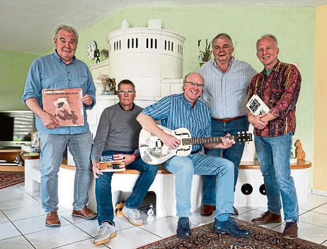 Die Bluesfreunde, von links: Bernd Sorger, Karlheinz Kroke, Armin Rieger, Jürgen Teutloff und Frank Blum. Foto: Rainer Claaẞen