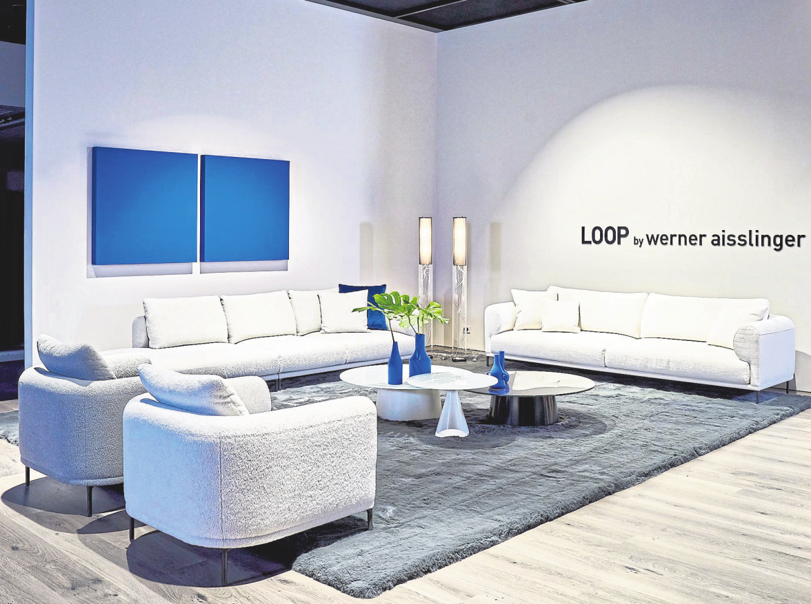 <span id="izcfc">Möbel | Teppiche | Bodenbeläge Foto: ipdesign</span>