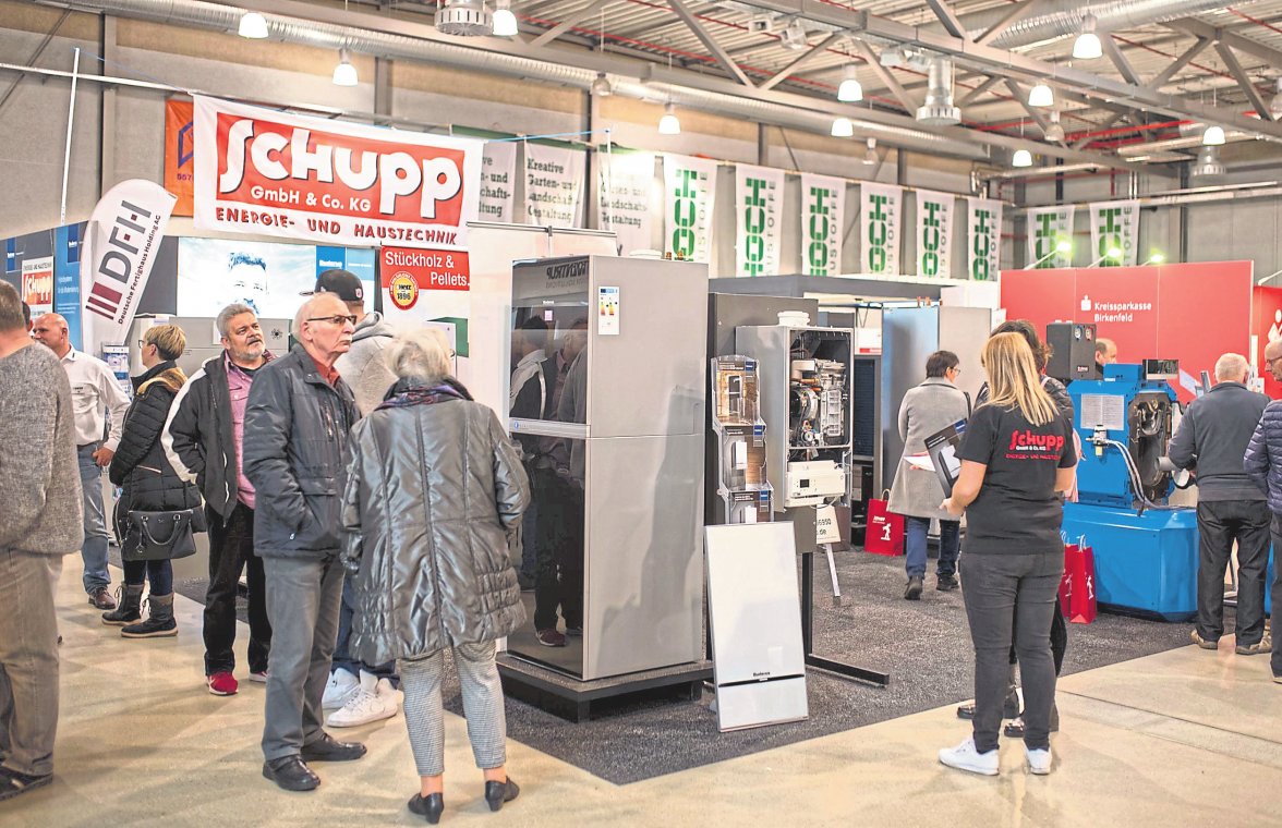 Von Innovationen bis zur Fachberatung: Ob moderne Heiztechnik, energieeffizientes Bauen oder altersgerechter Umbau - die Baumesse in Idar-Oberstein bietet ein breites Themenspektrum. Fachleute zeigen aktuelle Entwicklungen und helfen bei der Planung neuer Projekte.