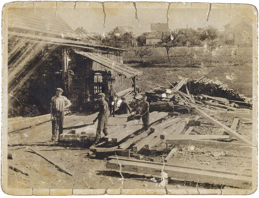 Ein Brand zerstörte im Jahr 1943 den Betrieb. Während der Kriegsjahre war ein Wiederaufbau unmöglich. Foto: Familie Loth