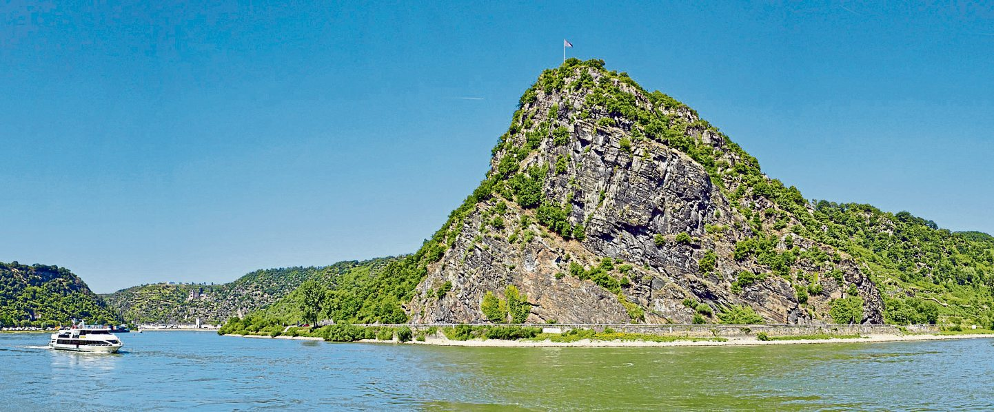 Der berühmte Loreleyfelsen am Rhein. Foto: DOC RABE Media - stock.adobe.com