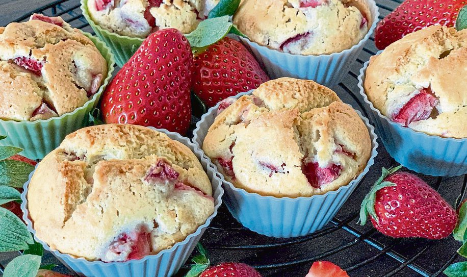Süßer Genuss mit Erdbeeren: Ein Rezept-Tipp von leckerMYK - Erdbeer-Eierlikör-Muffins für die Frühlingszeit. Foto: Wirtschaftsförderungsgesellschaft am Mittelrhein