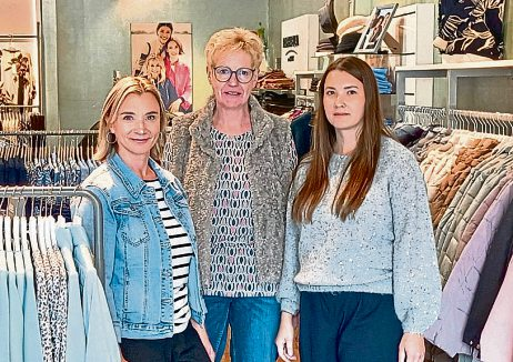 Ursula Kreis, Teamleitung Stilsicher mit den Kolleginnen Silke Liesenfeld (li) und Alexandra Engel. Foto: Simmern attraktiv e.V.