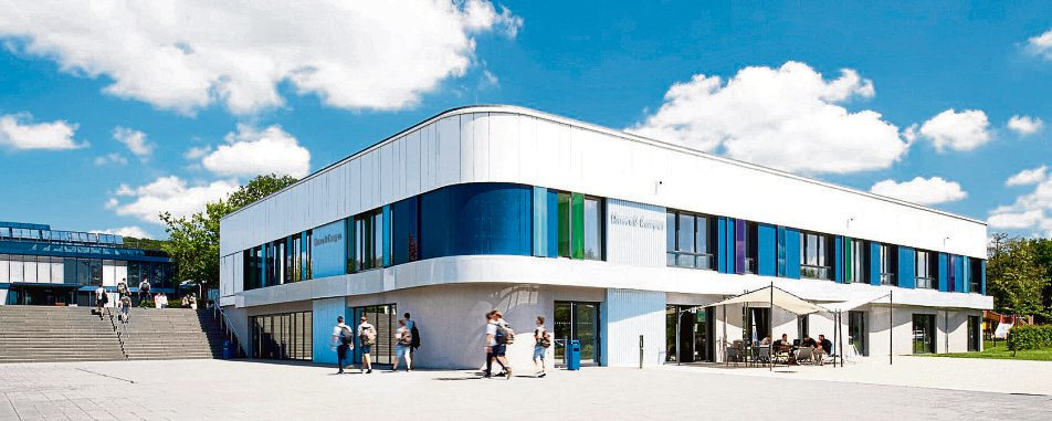 Das Kommunikationsgebäude des Umwelt-Campus Birkenfeld: Der Hochschulstandort feiert 2026 sein 30-jähriges Bestehen. Foto: Linda Blatzek