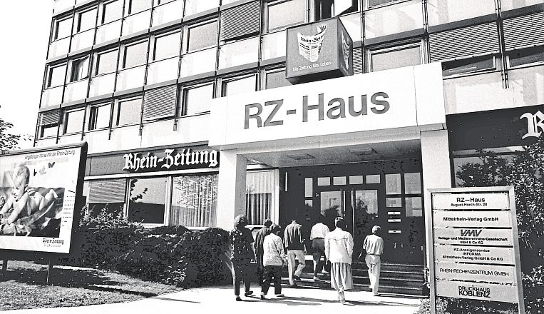 Für viele Jahre Heimat der Rhein-Zeitung: Das Verlagsgebäude mit Druckhaus in der August-Horch-Straße. Foto: Herbert Piel