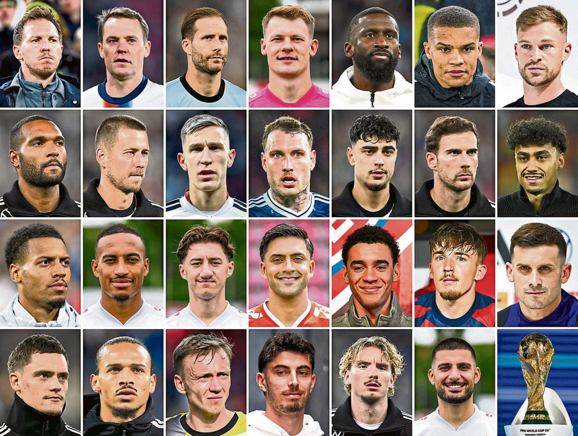 Bundestrainer Julian Nagelsmann mit dem Kader der Fußball-Nationalmannschaft für die WM-Endrunde in Kanada, Mexiko und USA. Oben von links: Bundestrainer Julian Nagelsmann, Torhüter Manuel Neuer, Torhüter Oliver Baumann, Torwart Alexander Nübel, Antonio Rüdiger, Malick Thiaw, Joshua Kimmich; 2. Reihe von oben links: Jonathan Tah, Waldemar Anton, Nico Schlotterbeck, David Raum, Aleksandar Pavlovic, Leon Goretzka, Nathaniel Brown; 3. Reihe von oben links: Felix Nmecha, Jamie Leweling, Angelo Stiller, Nadiem Amiri, Jamal Musiala, Lennart Karl (fällt verletzungsbedingt aus, für ihn wurde Assan Quédraogo von RB Leipzig nachnominiert), Pascal Groß; unten von links: Florian Wirtz, Leroy Sané, Maximilian Beier, Kai Havertz, Nick Woltermade, Deniz Undav, WM-Trophäe. Foto: dpa
