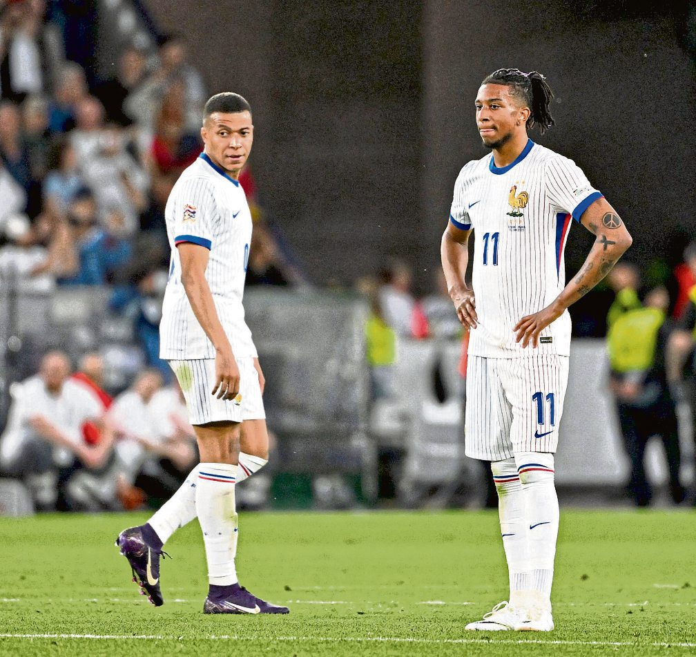 Kylian Mbappé (links) und Michael Olise gehören zu den großen Offensivhoffnungen Frankreichs. Bei der WM 2026 soll das Duo der Équipe tricolore mit Tempo, Technik und Torgefahr den Stempel aufdrücken. Foto: Marijan Murat/dpa