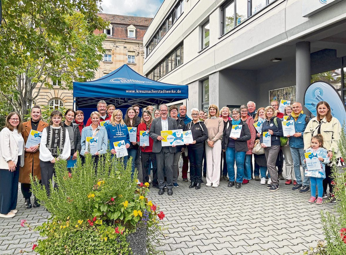 Gemeinsam für die Region: Bei der vergangenen Eddy-Taler-Förderaktion freuten sich zahlreiche Vereine und Institutionen über die Unterstützung der Kreuznacher Stadtwerke. Foto: Lea Agsten