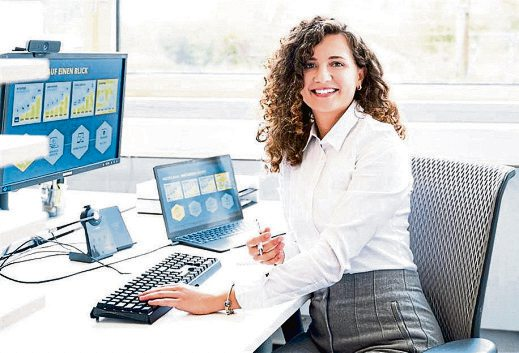 Moderne Technik unterstützt bei der Betreuung und Steuerung der IT-Systeme von Unternehmen.