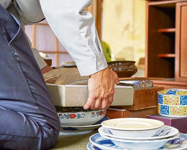 Hausrat sichten, Wertvolles sichern, Überflüssiges aussortieren: Wohnungsauflösung sollte geordnet erfolgen. Eine Foto: Takuya Tsuga - stock.adobe.com