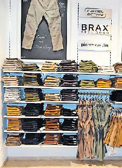 Die Hosen-Highlights der Saison - Schmitt Männermode hat sie. FOTO: STEFAN ENDLICH