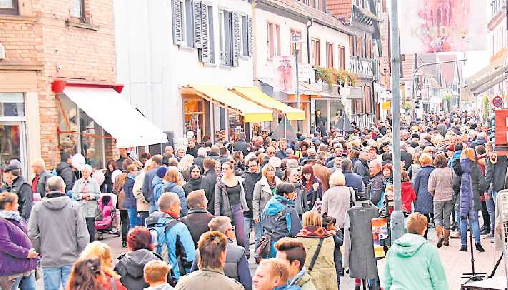 Die Einzelhändler locken beim Dreikönigsmarkt mit exklusiven Angeboten und reduzierten Preisen. FOTO: PUNKT-DIE AGENTUR/GRATIS
