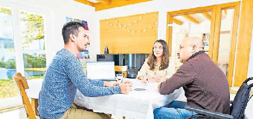 Eine kompetente Pflegeberatung ist für alle Beteiligten hilfreich. FOTO: DJD/COMPASS PRIVATE PFLEGEBERATUNG