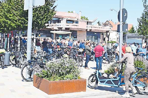 Mit dem Zweirad gelangen Alt und Jung zum Volksfest in der Mutterstadter Ortsmitte. FOTO: GEMEINDE MUTTERSTADT/GRATIS